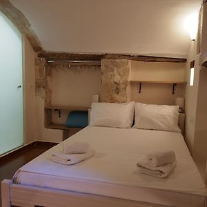 Chambre Économique Lit King-Size